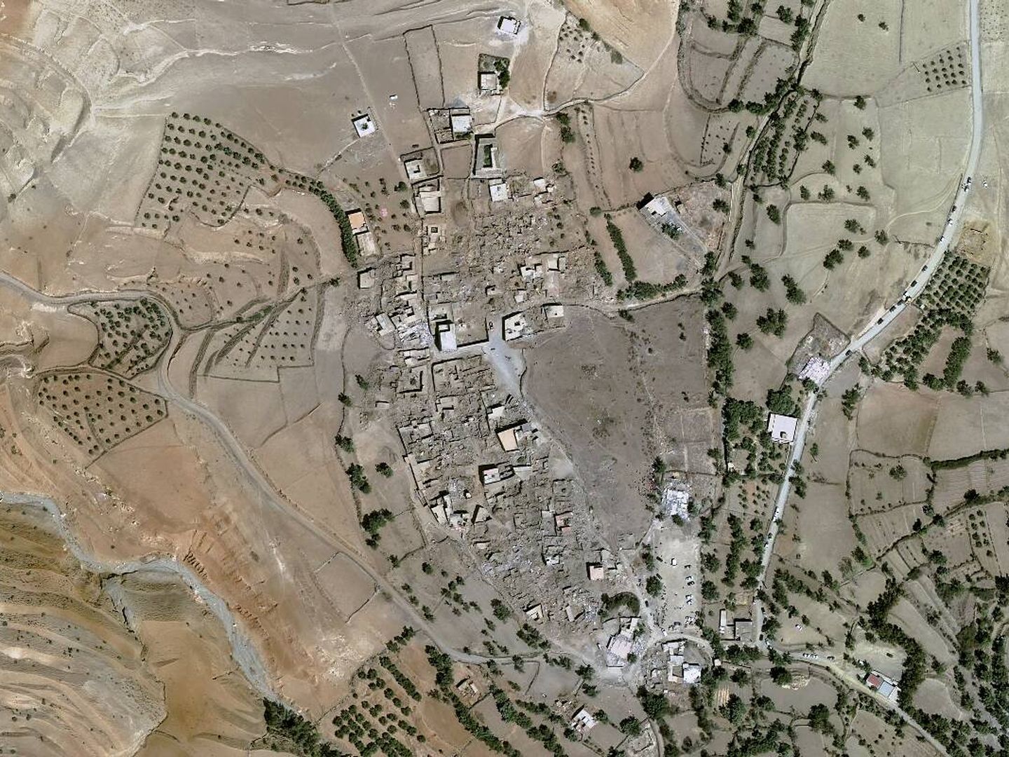 El 80% de Tafeghaghte ha quedado destruido, tal como podemos observar en esta devastadora imagen (Pléiades Neo © Airbus DS, 2023)