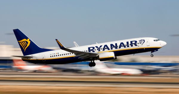 Foto: Un avión Boeing 737-8 de Ryanair. (Reuters)