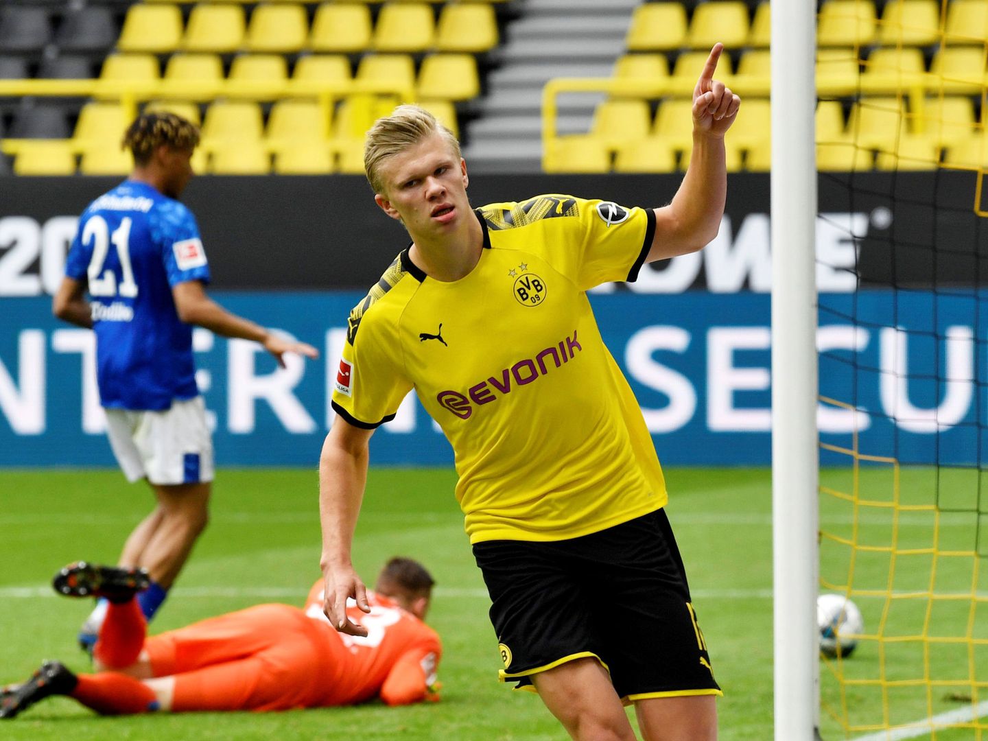 Erling Haaland celebra un gol con el Borussia Dortmund. (Efe)