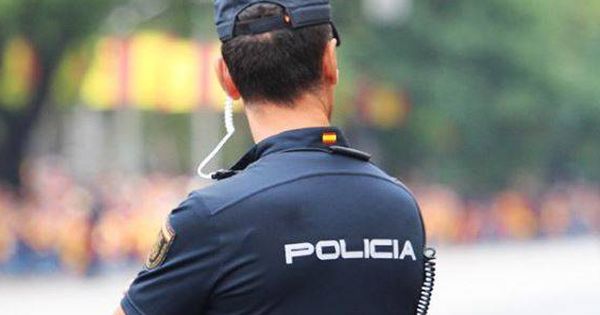 Foto: Investigan una denuncia por violación en grupo en plena calle de Sevilla. (Policía Nacional)