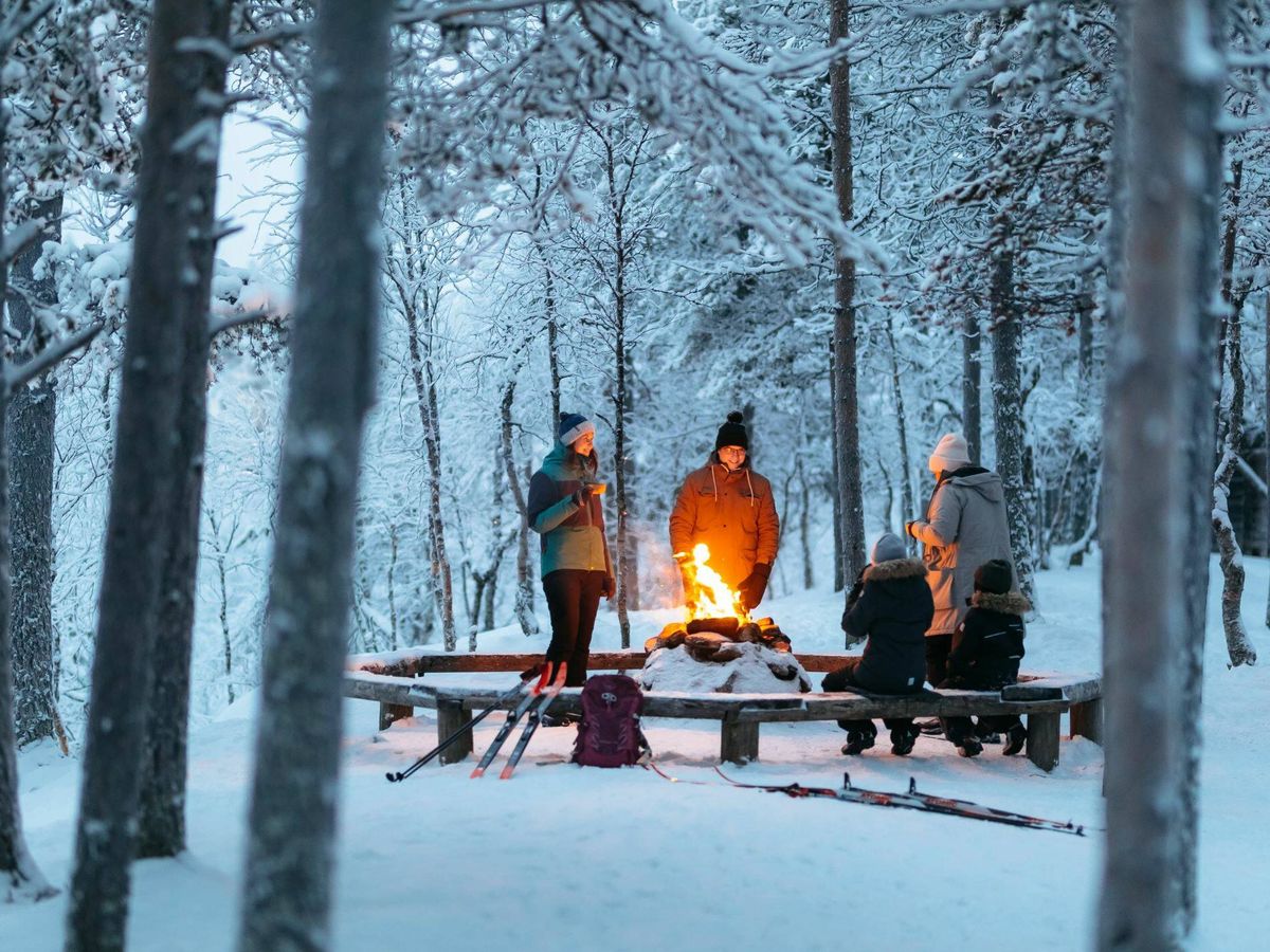 Foto: Un buen fuego siempre alegra el corazón en la gélida Laponia (Visit Finland)