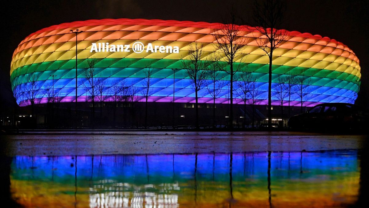 La UEFA defiende el veto a la bandera arcoíris en Múnich pero incluye los colores en su logo