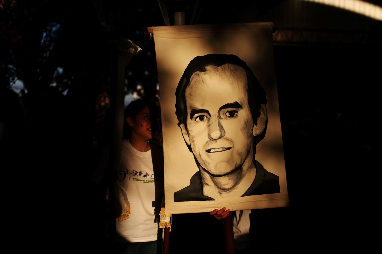 Imagen del padre Ignacio Ellacuria. (Reuters/Jose Cabezas)