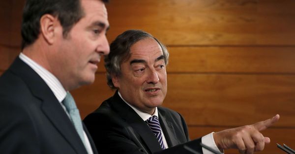 Foto: El presidente de Cepyme, Antonio Garamendi, junto a Juan Rosell. (EFE)