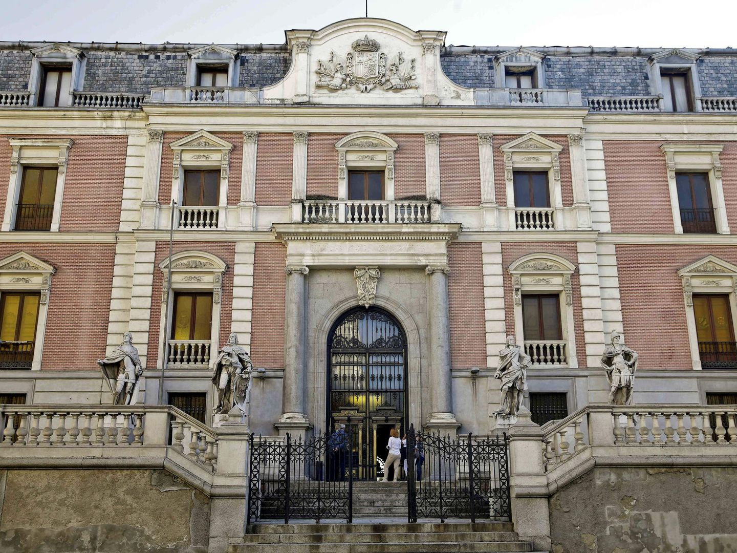 Fachada del Museo del Prado en Madrid. (EFE)
