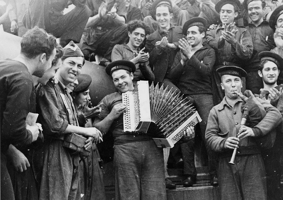 Foto: Imágenes de la Guerra Civil Española. Almería 1937, de Gerda Taro (EFE)