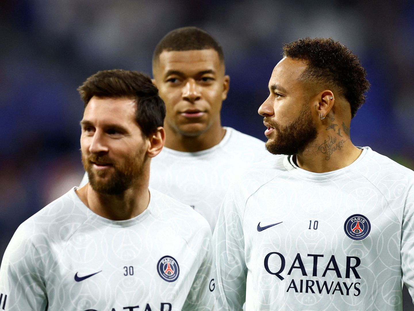 Mbappé, junto a Messi y Neymar en un partido del PSG. (EFE/Luis Díaz)