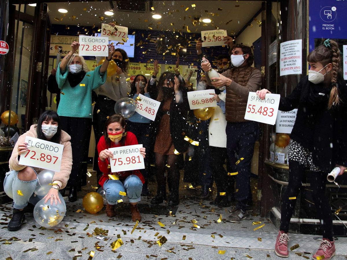 Foto: Esta es la administración de Madrid que más premios gordos ha repartido históricamente de la lotería de Navidad (EFE/David Fernández)