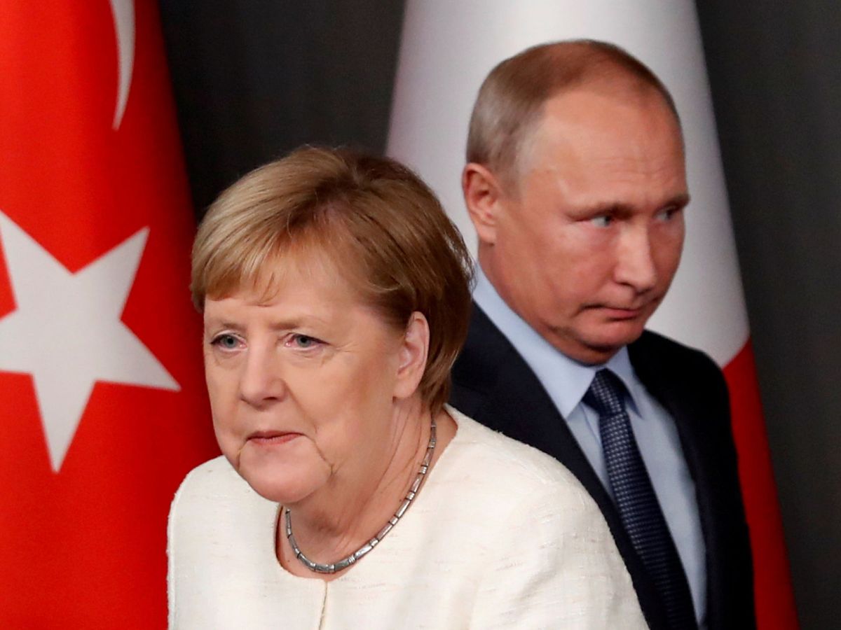 Foto: Angela Merkel y Vladímir Putin, en 2018. (Reuters)