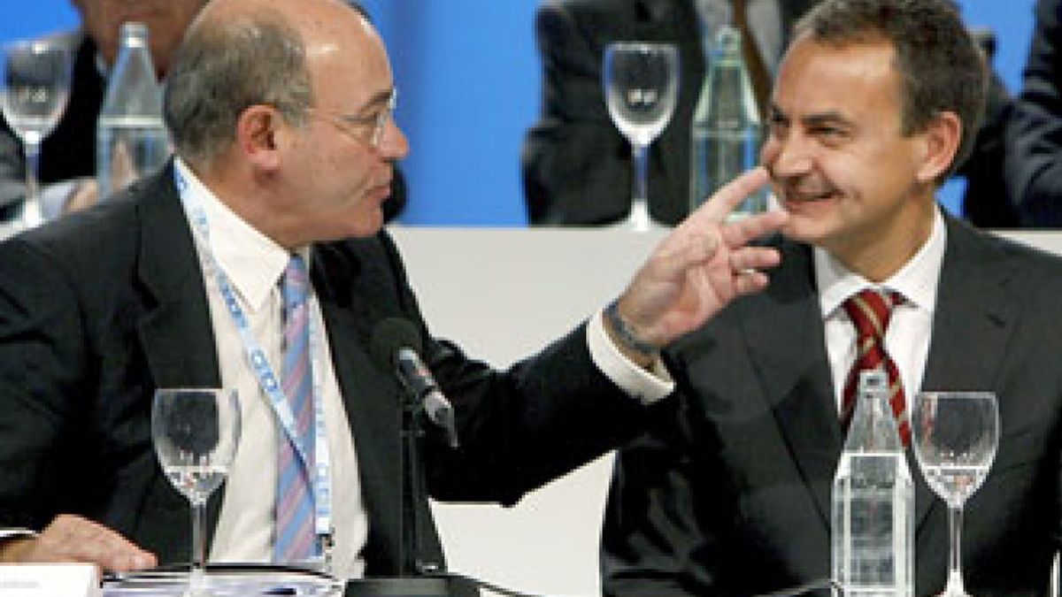 El Rey hace coincidir a Zapatero y Díaz Ferrán