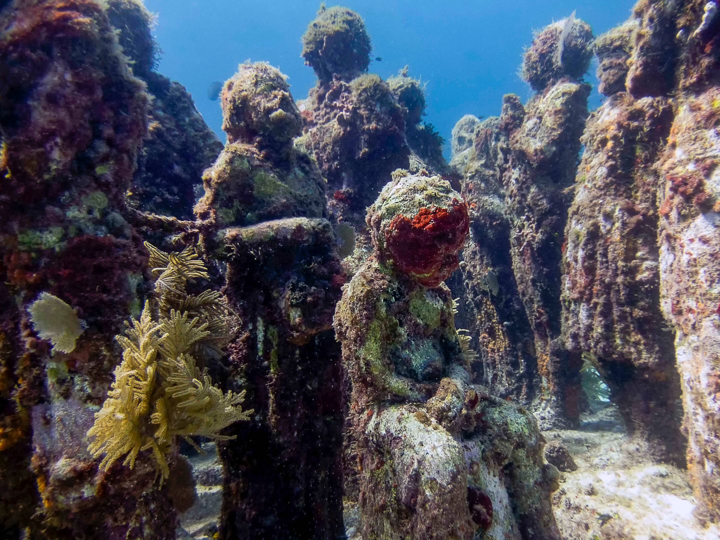 Museo subacuático en Cancún (Foto: Civitatis)