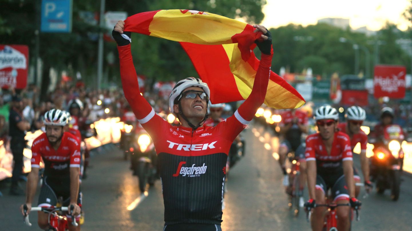 Alberto Contador, premio a la combatividad en la Vuelta 2017. (EFE)