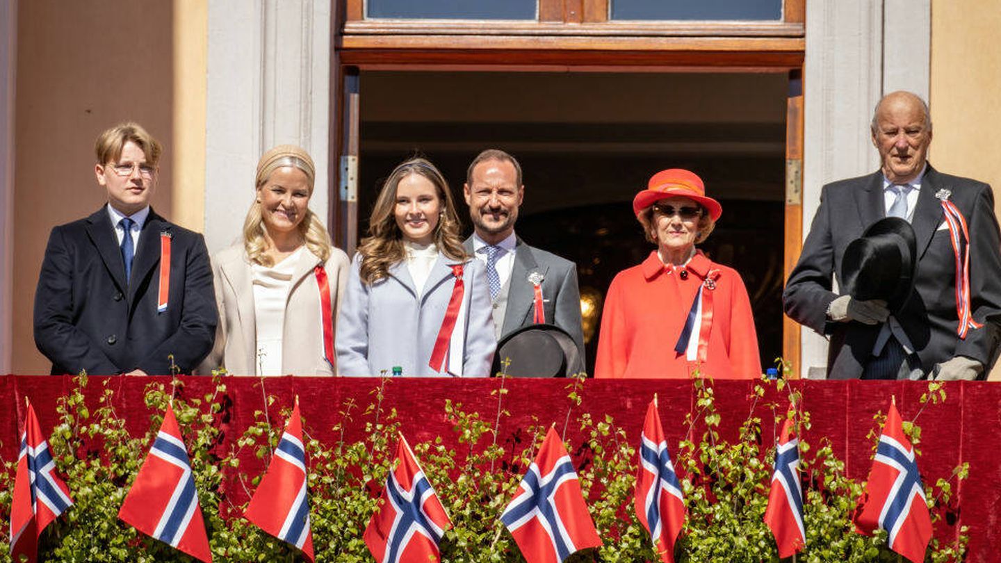 La familia real noruega, en las celebraciones del Día Nacional. (Getty)