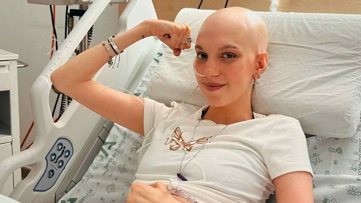 Los mensajes de apoyo a Elena Huelva tras su post desde el hospital: de Sara Carbonero a Ana Obregón