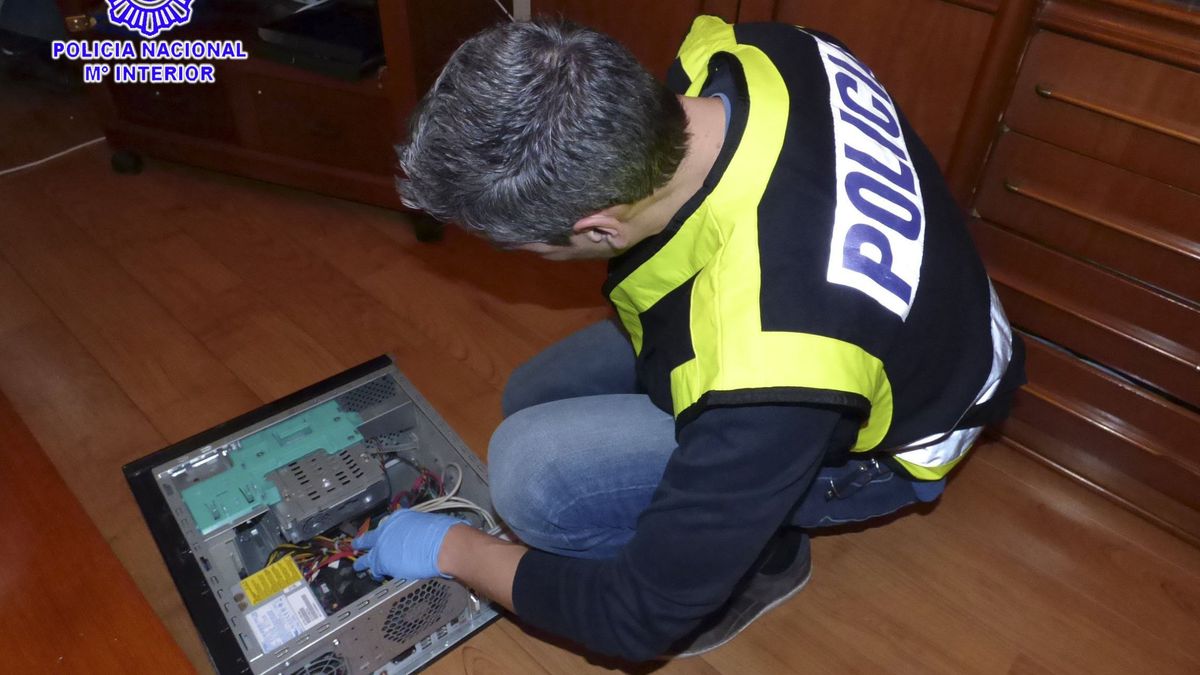 Detenido un hombre cerca de Barbastro (Huesca) por posesión y distribución de pornografía infantil