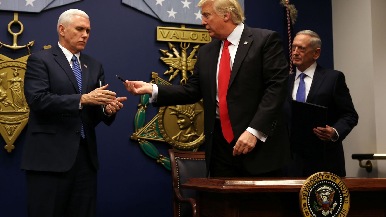 Foto: El presidente de Estados Unidos, Donald Trump, junto al vicepresidente Mike Pence. (Reuters)