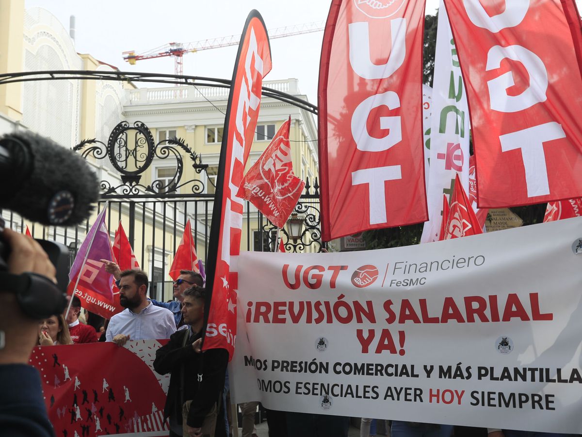 Foto: Los sindicatos aumentan las movilizaciones para subir los salarios. (Efe)