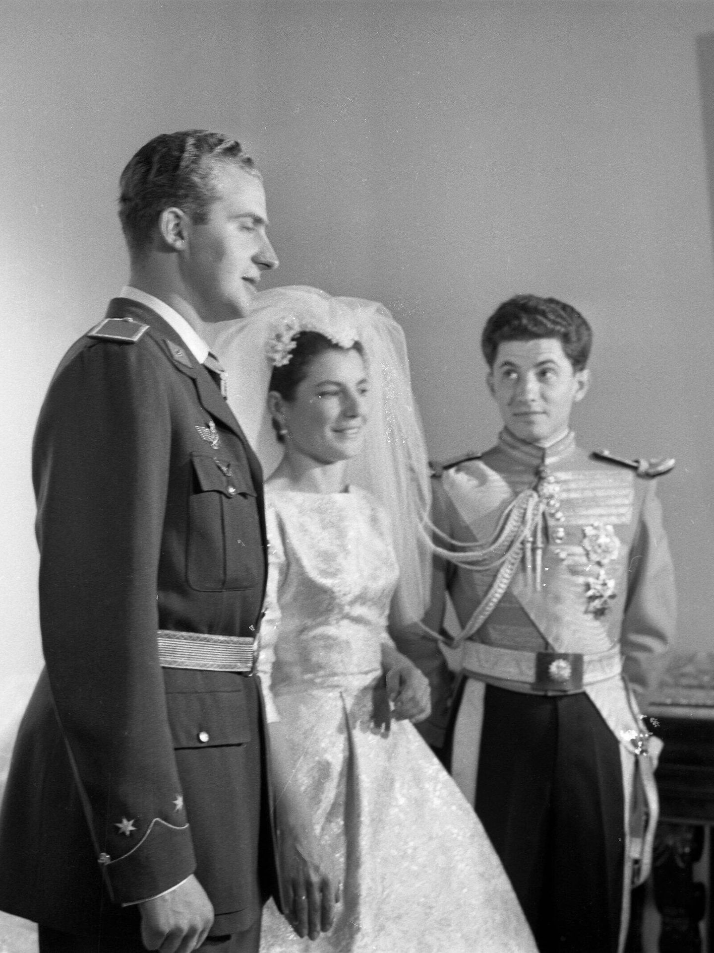 La boda entre Teresa de Borbón Dos Sicilias y Borbón-Parma con don Iñigo Moreno y de Arteaga Marques de Laula en abril de 1961. (Europa Press)