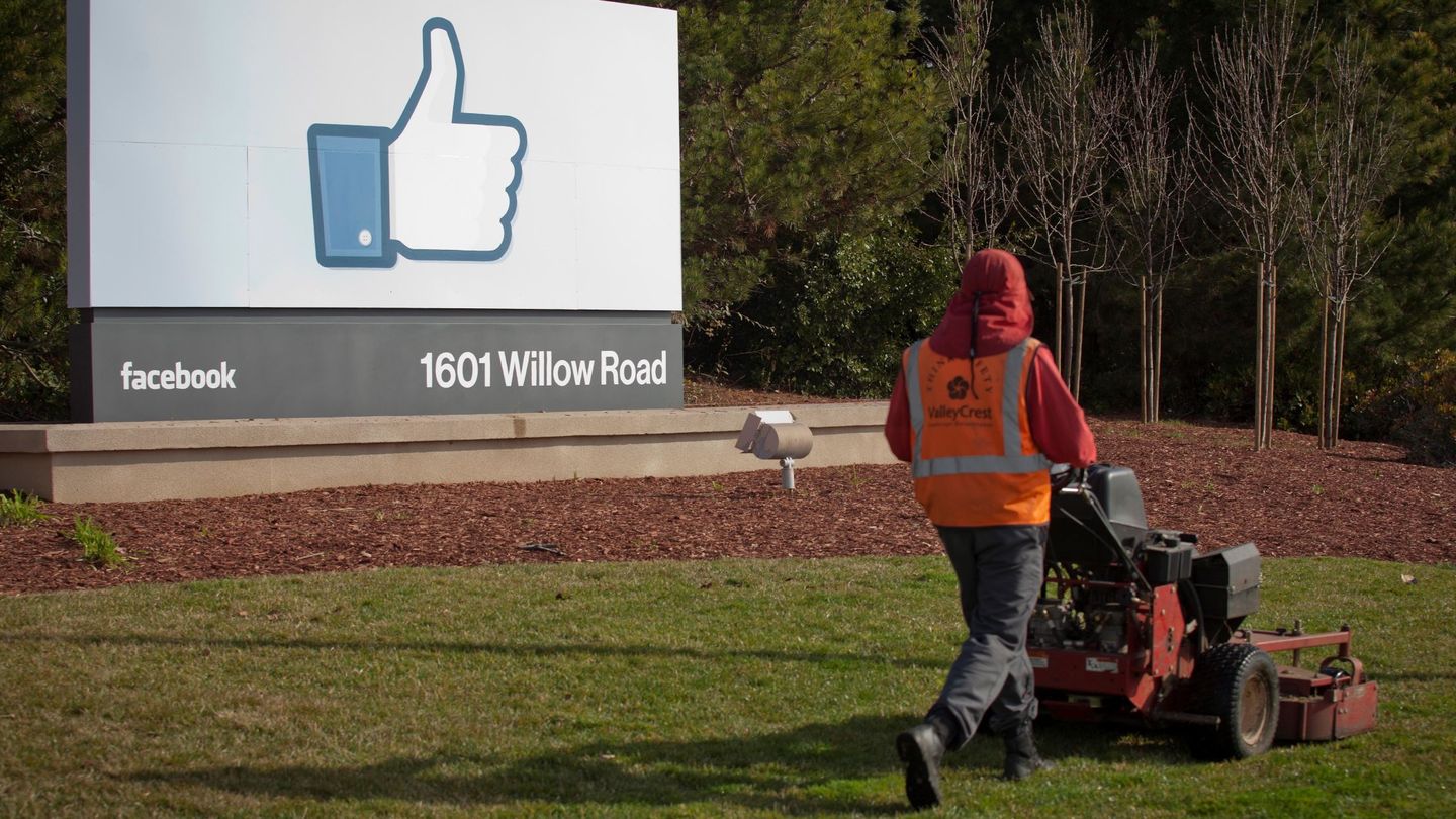Entrada a la sede de Facebook en California. (Reuters)