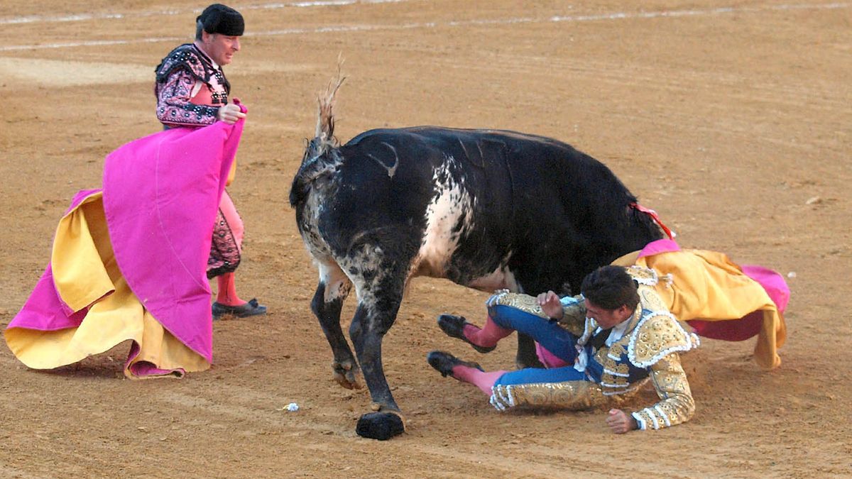 Fran Rivera, herido de gravedad por un toro en Huesca