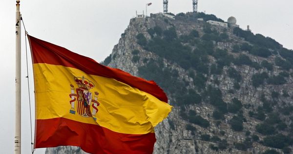 Foto: Gibraltar se consolida como rey del contrabando de tabaco. (EFE)