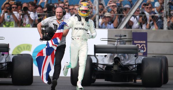 Foto: Mercedes ha sido, con Hamilton y Rosberg, la única campeona de la actual era turbo de la F1. (Reuters)