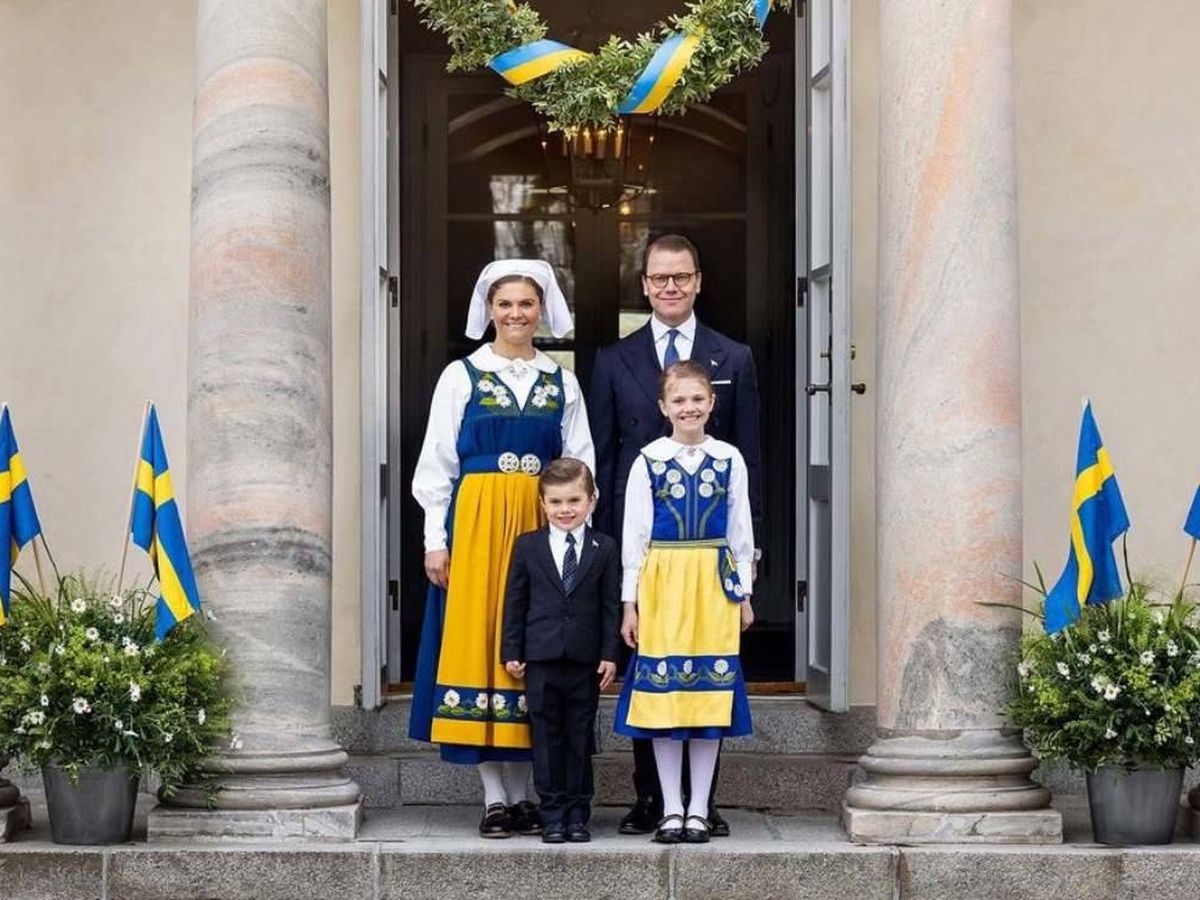 Foto: Victoria y Daniel de Suecia con sus hijos, Oscar y Estelle. (IG)