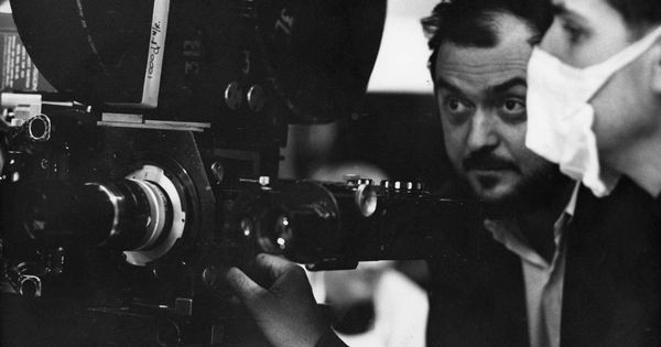 Foto: Stanley Kubrick durante el rodaje de '2001: una odisea en el espacio' en 1968. (Archivo)