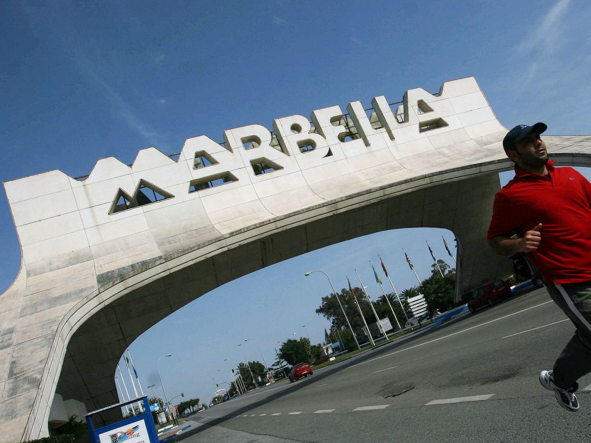 Foto: Entrada a la ciudad de Marbella. (Reuters/Rafael Marchante)
