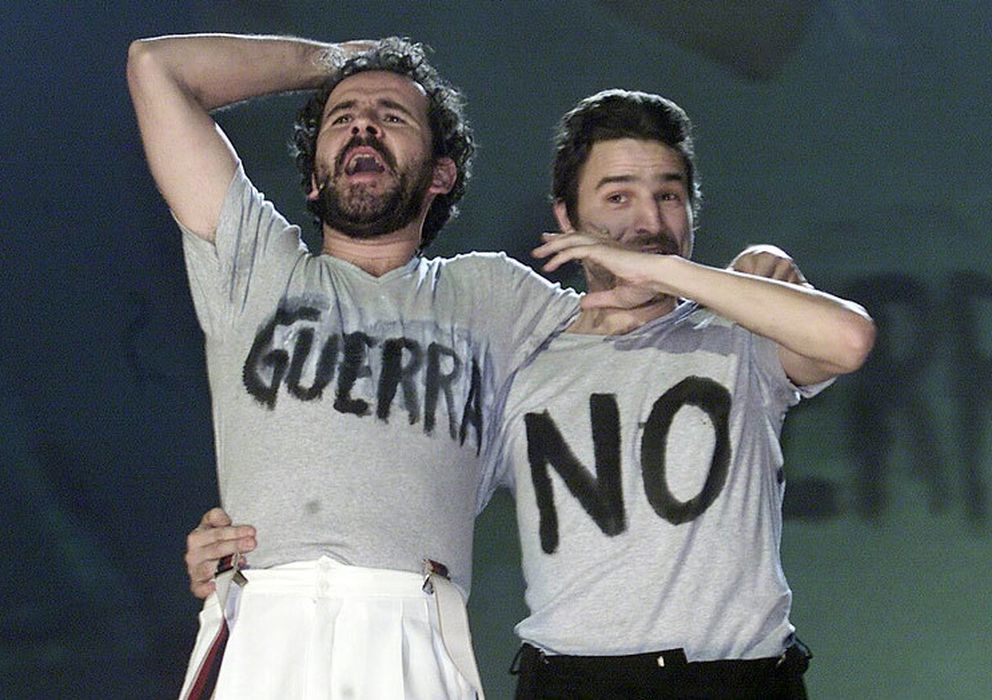 Foto: Willy Toledo y Alberto San Juan en la entrega de los Premios Goya de 2003