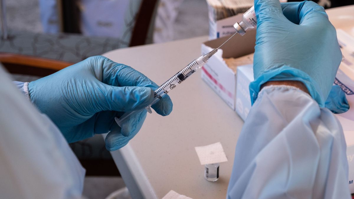 Pfizer solicita la aprobación de su vacuna en Japón para comenzar a inmunizar en marzo