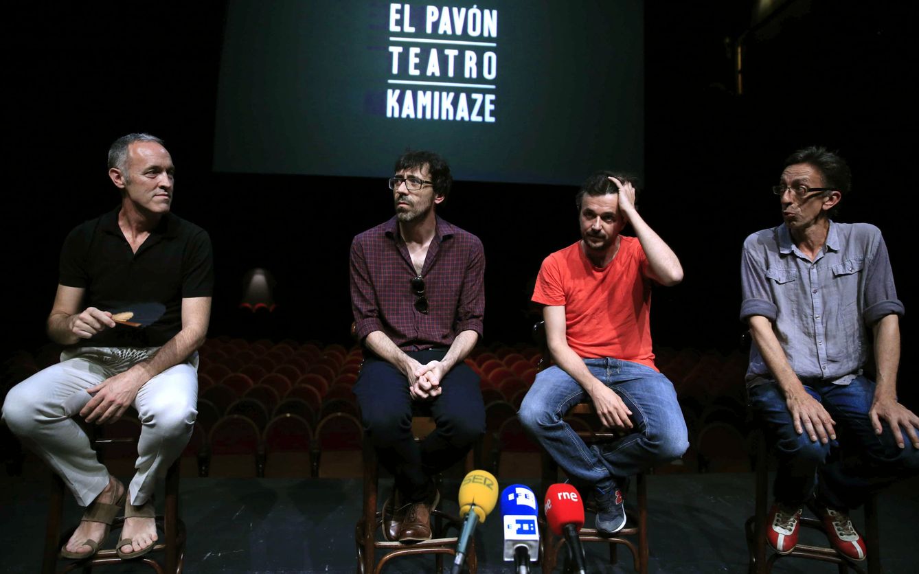 Miguel del Arco, Israel Elejalde, Jordi Buxó y Aitor Tejada durante la presentación del Teatro Kamikaze (Efe)