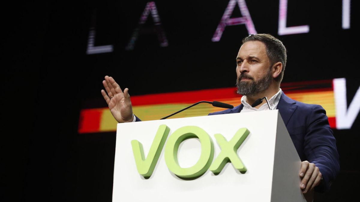 Vox se erige como alternativa en lugar del PP: "Van al 8-M para que no les llamen fachas"
