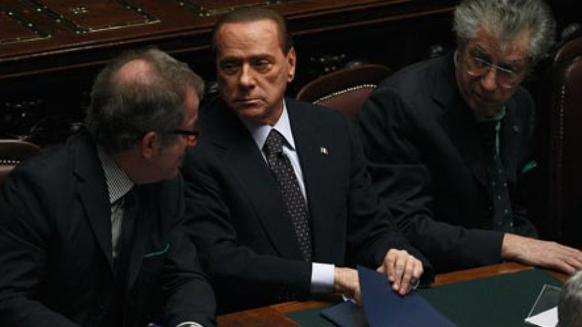 Berlusconi llega al Quirinal para presentar su dimisión a Napolitano