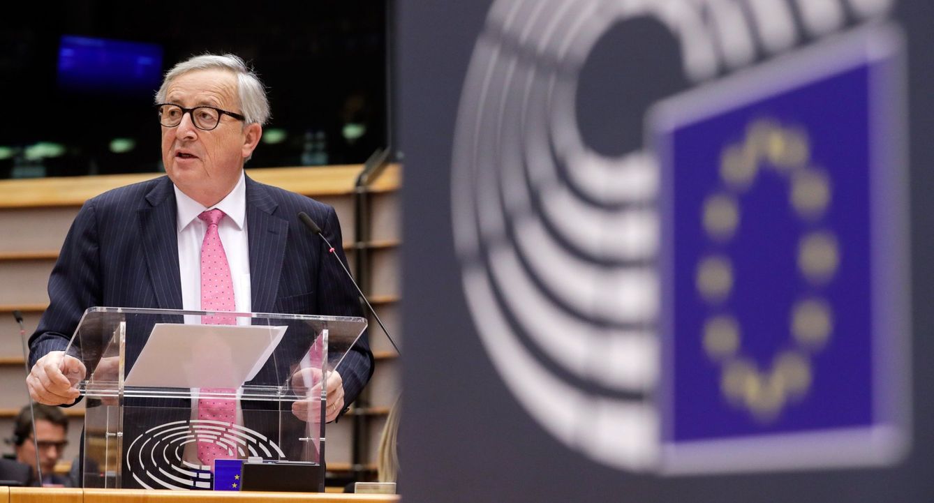 El presidente de la Comisión Europea, Jean-Claude Juncker, interviene durante una sesión en el PE. (EFE)
