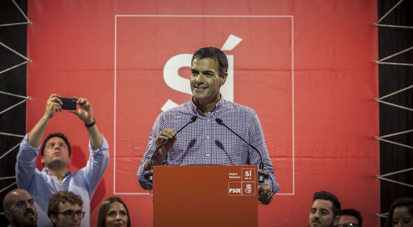 El precandidato a la Secretaría General del PSOE, Pedro Sánchez, en un acto. (EFE)