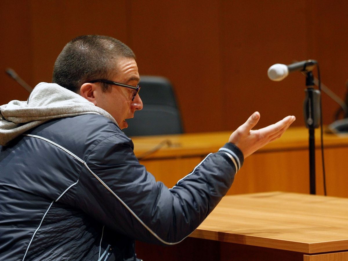 Foto: Vista del acusado en la audiencia de A Coruña, Galicia para el que la fiscalía solicita 38 años de cárcel. (EFE)