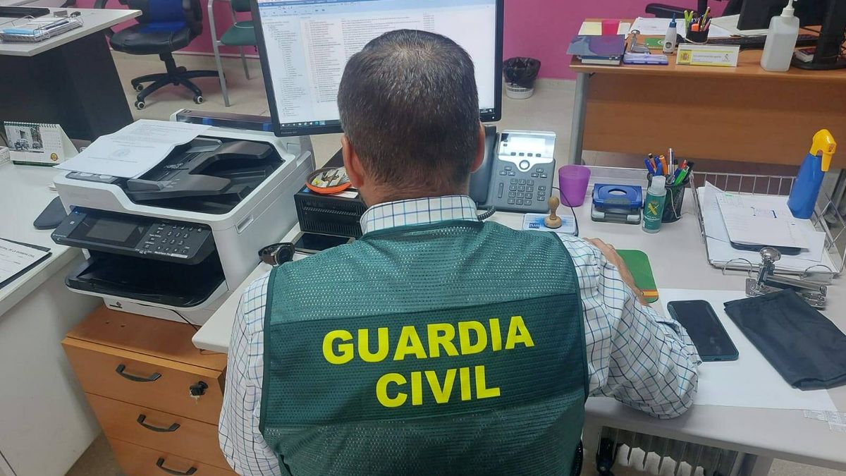 Investigan a un médico en Sevilla por programar citas falsas para cobrar un complemento
