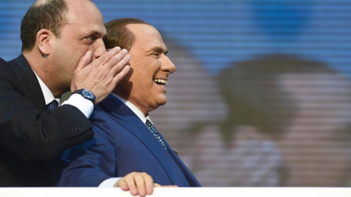 Berlusconi plantea apoyar a Bersani si forman un gobierno de unidad