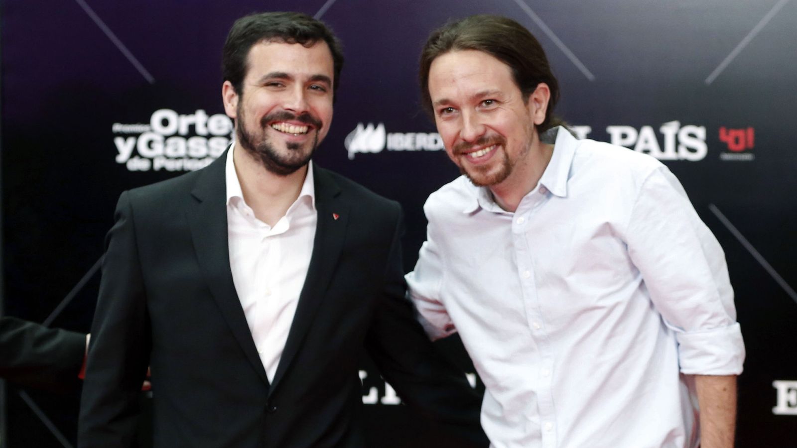 Foto: Alberto Garzón y Pablo Iglesias, este 5 de mayo en la entrega de los Premios Ortega y Gasset de Periodismo, en Madrid. (EFE)