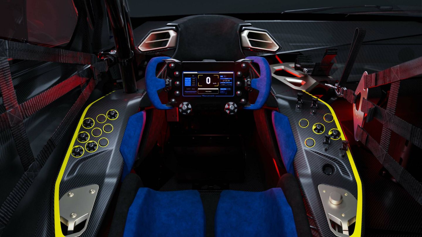 El volante fabricado en carbono y aluminio cuenta con una pantalla central de cinco pulgadas.