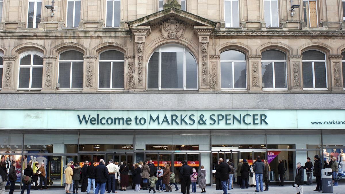 Las dos "semillas de la destrucción" que pueden acabar con Marks & Spencer   