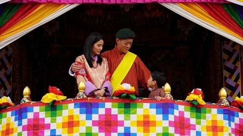 Los reyes de Bután presiden un acto histórico (y muy significativo) en su país