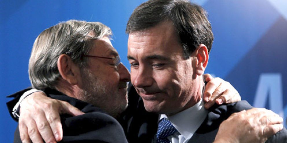 Foto: Los barones caídos del PSOE se colocan en el Senado tras el batacazo del 22-M
