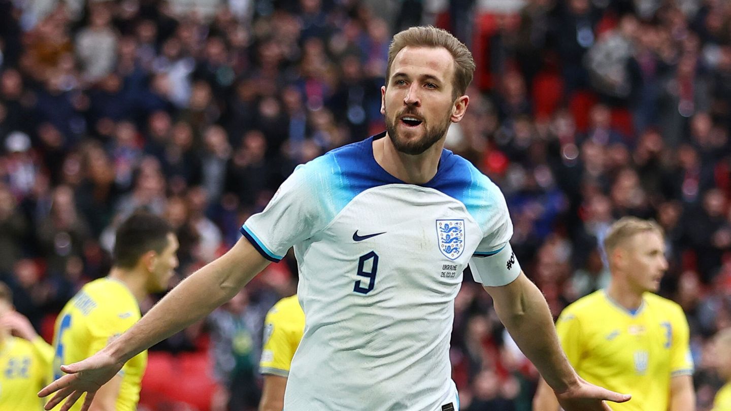Kane, el nueve de la selección inglesa. (Reuters/Carl Recine)