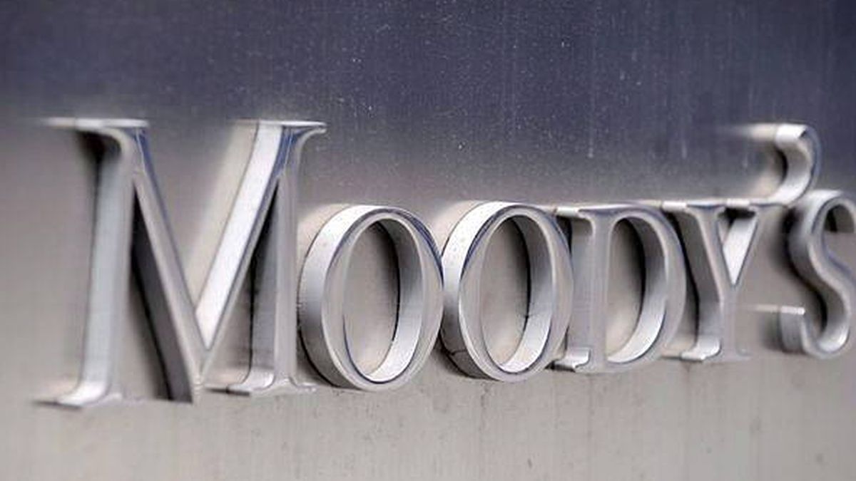 Moody's prevé más morosidad bancaria, pese al récord histórico de junio
