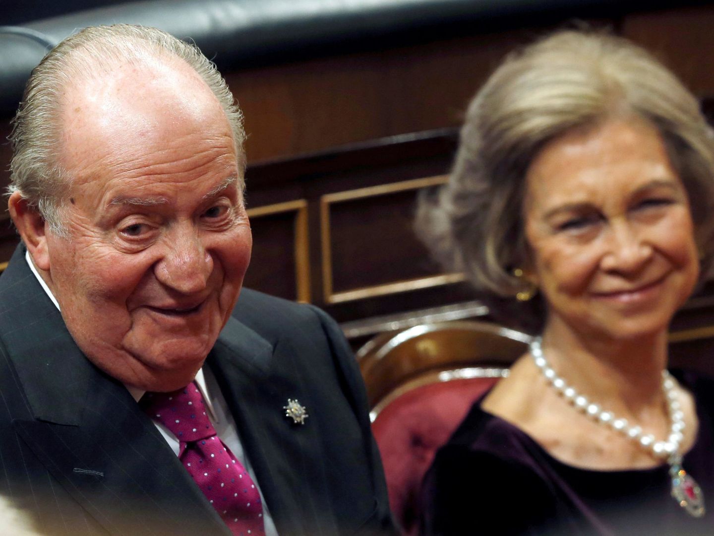 Los reyes Juan Carlos y Sofía en el Congreso. (EFE)