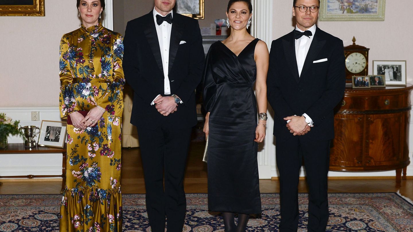 Los duques de Cambridge junto a los herederos suecos. (Reuters)
