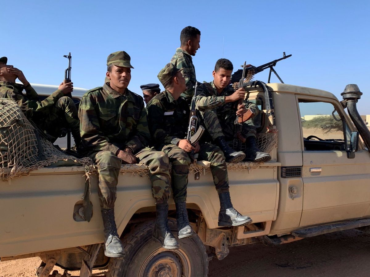 Foto: Soldados saharauis en Rabuni, "zona liberada". (EFE)