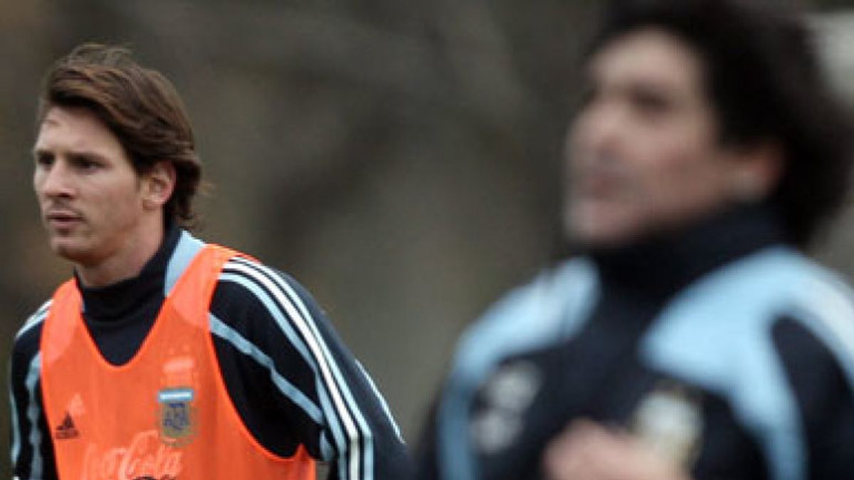 Maradona: "Messi madura a pasos agigantados"